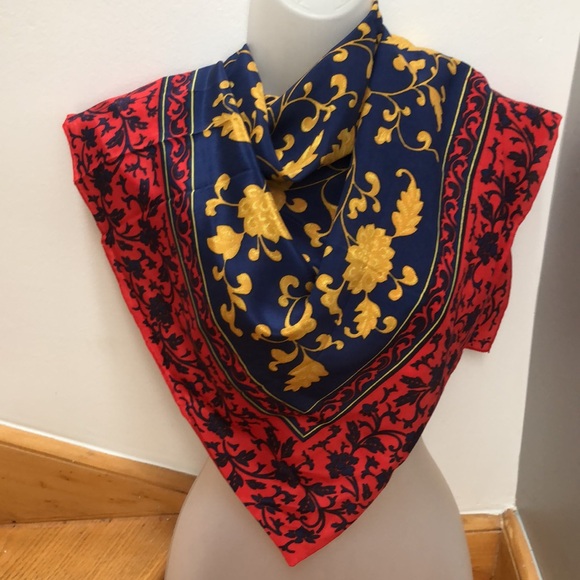 Lillian Venon Silk scarf in a classic floral design in navy blue, red and gold - Picture 2 of 14